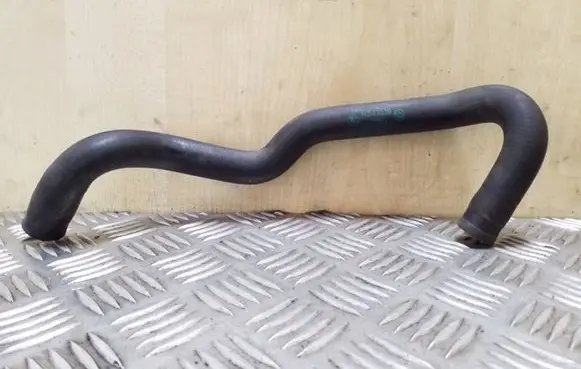 BMW X5 E53 Engine coolant pipe/hose 64218383709