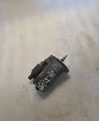 Volkswagen Polo Starter motor