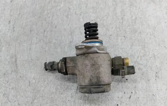 Skoda Rapid (NH) Fuel injection high pressure pump 03C127026P