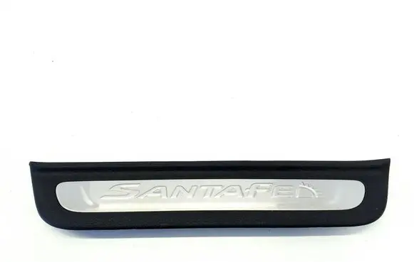 Hyundai Santa Fe Rear sill trim cover 85877S1500 85878S1500