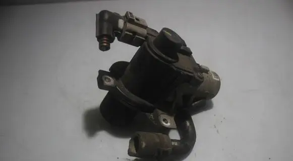Renault Clio III EGR valve 729414323961