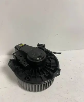 Lexus RX 450H Heater fan/blower 8110