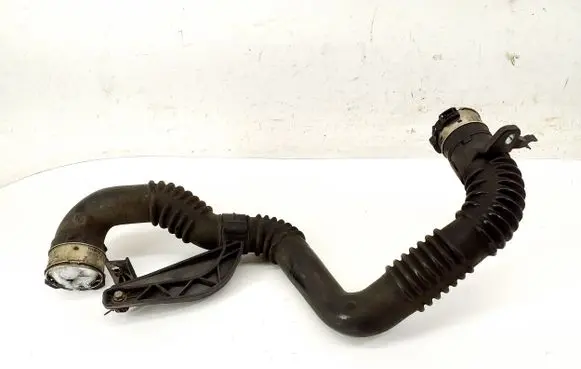 Nissan X-Trail T32 Intercooler hose/pipe HP01