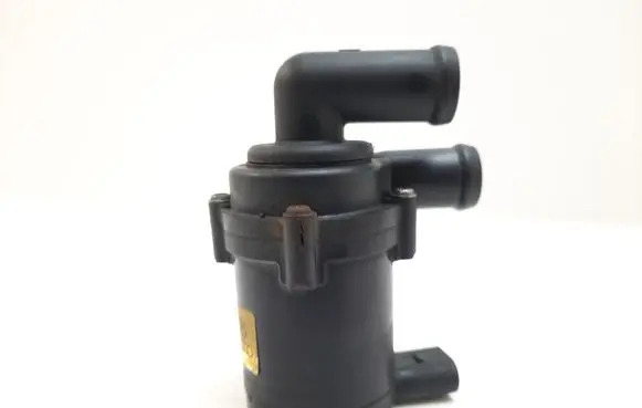 Audi Q7 4L Webasto circulation pump for autonomous heater 7L0965561J