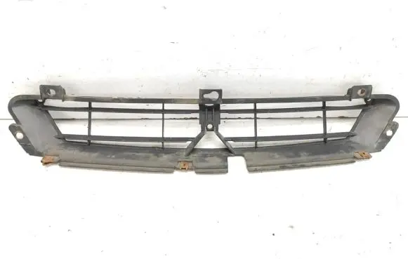 Citroen Xsara Front bumper upper radiator grill