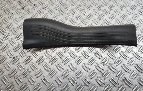 Nissan Juke I F15 Rear sill trim cover 769B61KA2A