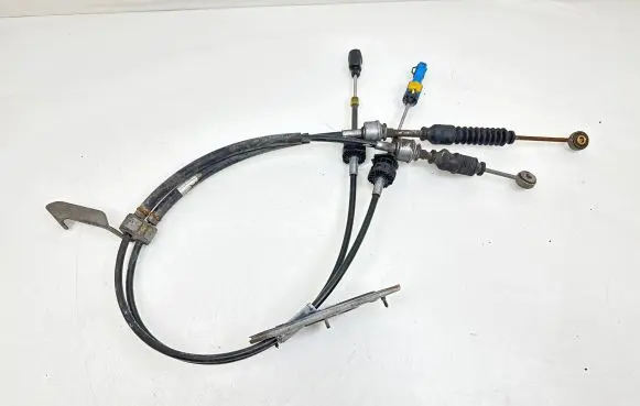 Toyota Verso Gear shift cable linkage 112102127