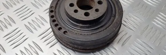 Audi 80 90 S2 B4 Crankshaft pulley 050105243C