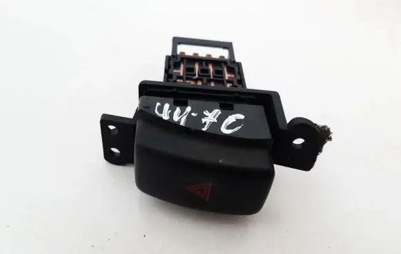 Subaru Legacy Hazard light switch niles06016