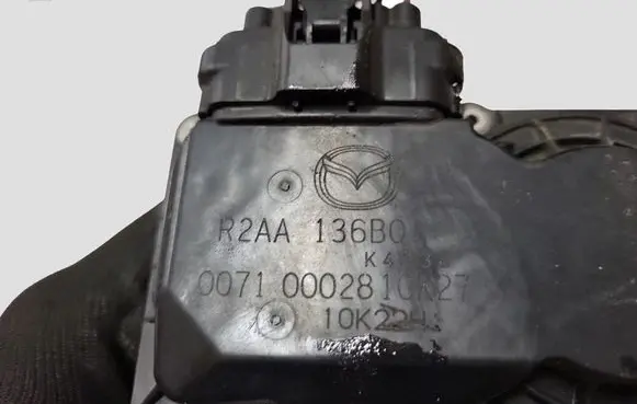 Mazda 6 Throttle valve R2AA136B0