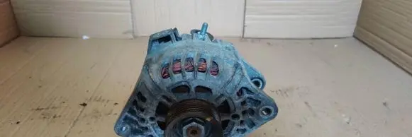 Hyundai i30 Generator/alternator 2609780