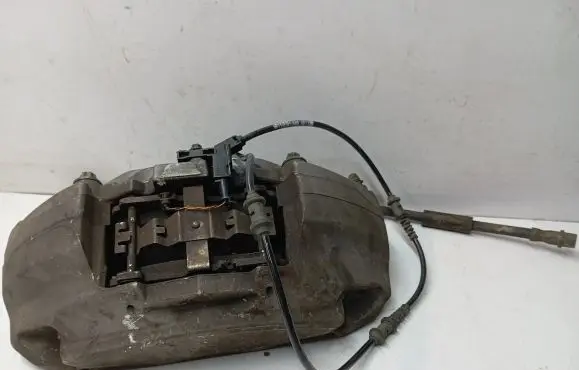 Mercedes-Benz E W213 Front brake caliper