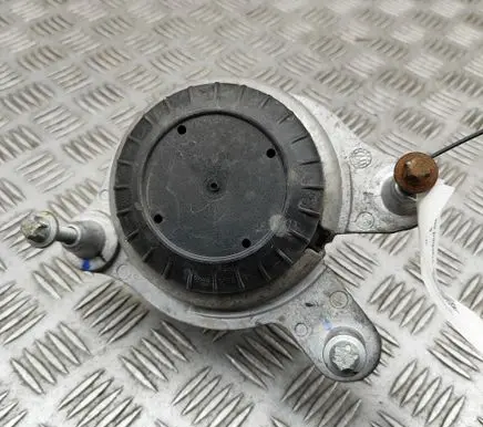 Mercedes-Benz E W213 Engine mount bracket A2132400500