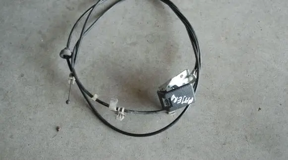 Mitsubishi Pajero Engine bonnet/hood lock release cable 200KM