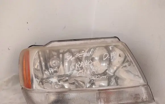 Jeep Grand Cherokee (WJ) Headlight/headlamp 30987
