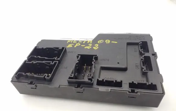 Ford Fiesta Comfort/convenience module 8V5115K600EF F005V00546 116RA000084