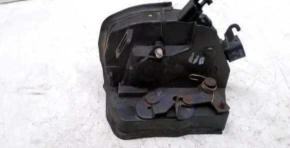 BMW X5 E53 Front door lock 8402540 0V0840