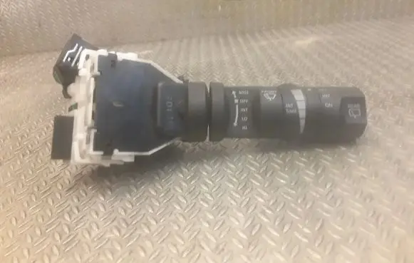 Nissan Murano Z50 Wiper speed switch 