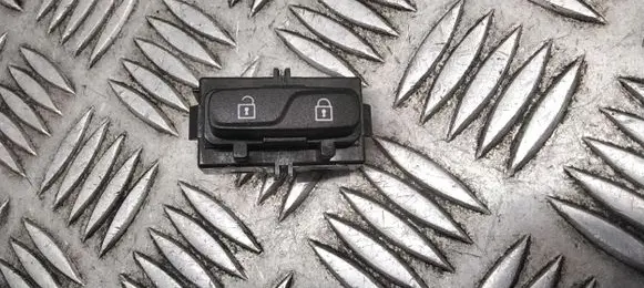 Volvo V70 Central locking switch button 31343099