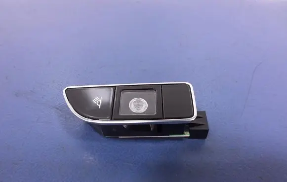 Audi A8 S8 D4 4H Boot/trunk interior light 4H0947354