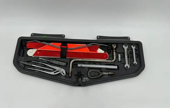 BMW 5 E39 Tool set 71111182774 71111179522 71601092427