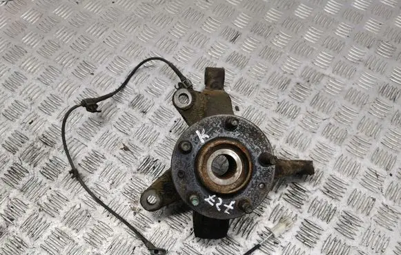 Front wheel hub