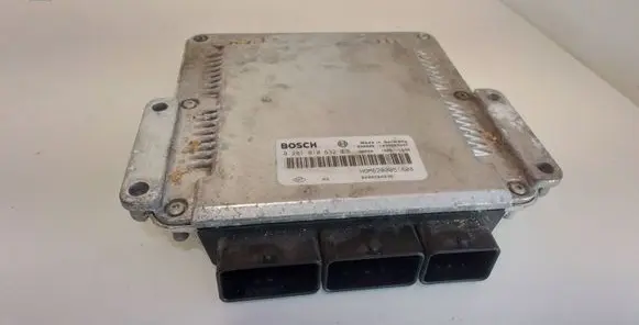 Renault Trafic II (X83) Engine control unit/module ECU 8200204836 0281010632 8200051608