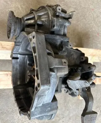 Volkswagen Golf V Manual 5 speed gearbox 