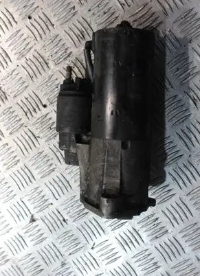 Volkswagen PASSAT B5.5 Starter motor 0001124020