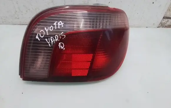 Toyota Yaris Rear/tail lights