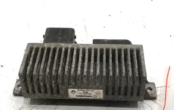 Renault Master III Fan control module 271206395R