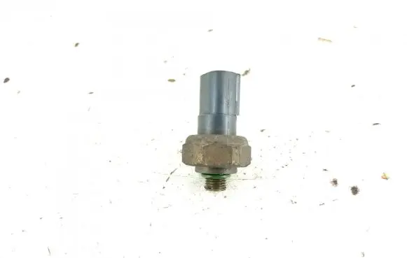 Mercedes-Benz C W203 Air conditioning (A/C) pressure sensor 0045429018 2205420118