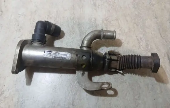 Volvo V50 EGR valve cooler 9645689780