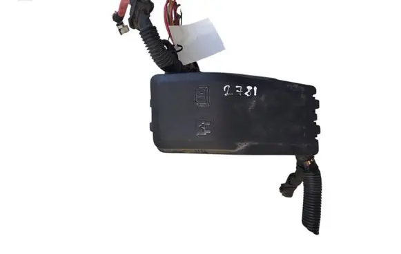 Volvo V70 Fuse module 6G9T14A076MB 6G9T14A067CA 31337340