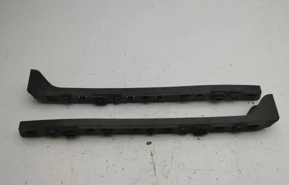 Maserati Ghibli Front bumper mounting bracket 670004465 670004463