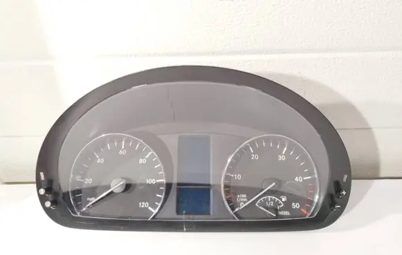 Mercedes-Benz Sprinter W906 Speedometer (instrument cluster) A9069007502 A9069013501 A9069026401