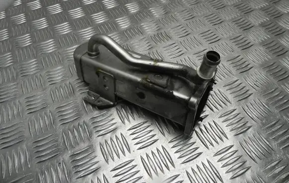 Ford Galaxy EGR valve cooler V29006706 VD12111