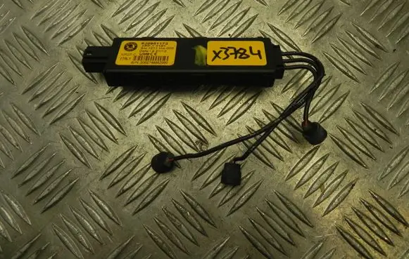 Skoda Fabia Mk2 (5J) Alarm control unit/module 5J0951172 X3784
