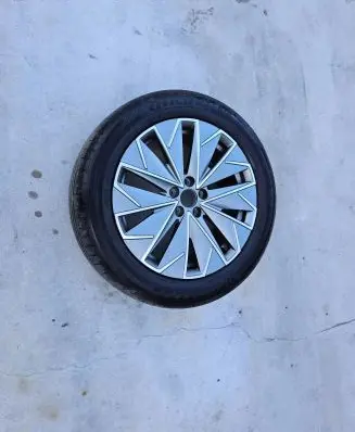 Skoda Kamiq R17 alloy rim 658601025AA 658601025 658601025L