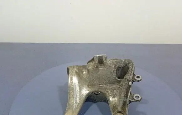 Audi RS Q8 Engine mount vacuum valve 4M0199308BF