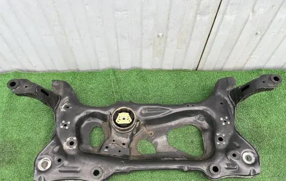 Volkswagen Caddy Front subframe 5R3199315D FPF05020646 FPT05020646