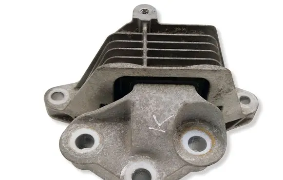Opel Insignia B Engine mount bracket V07480