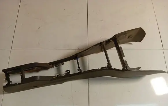Opel Astra H Center console 331985437