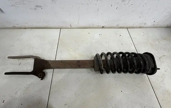 Mercedes-Benz ML W164 Front shock absorber with coil spring