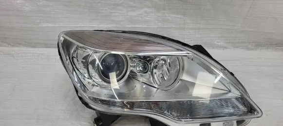 Mercedes-Benz R AMG W251 Headlight/headlamp PP6F10
