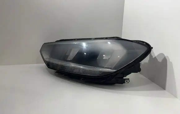 Volkswagen Touran III Headlight/headlamp 5TB941005A