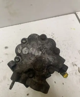 Peugeot 207 Air conditioning (A/C) compressor (pump) SD6CBAF