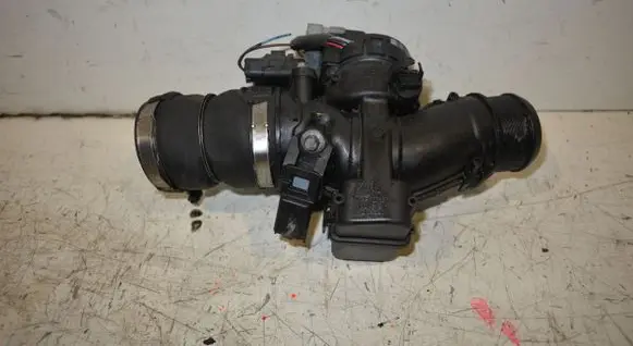 Peugeot 3008 I Throttle valve 9660030480