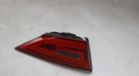 Audi A3 S3 8V Tailgate rear/tail lights 8V5945093J