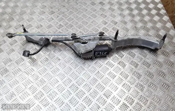 Front wiper linkage